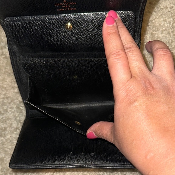 Louis Vuitton Black Textured Epi Wallet - Picture 13 of 15